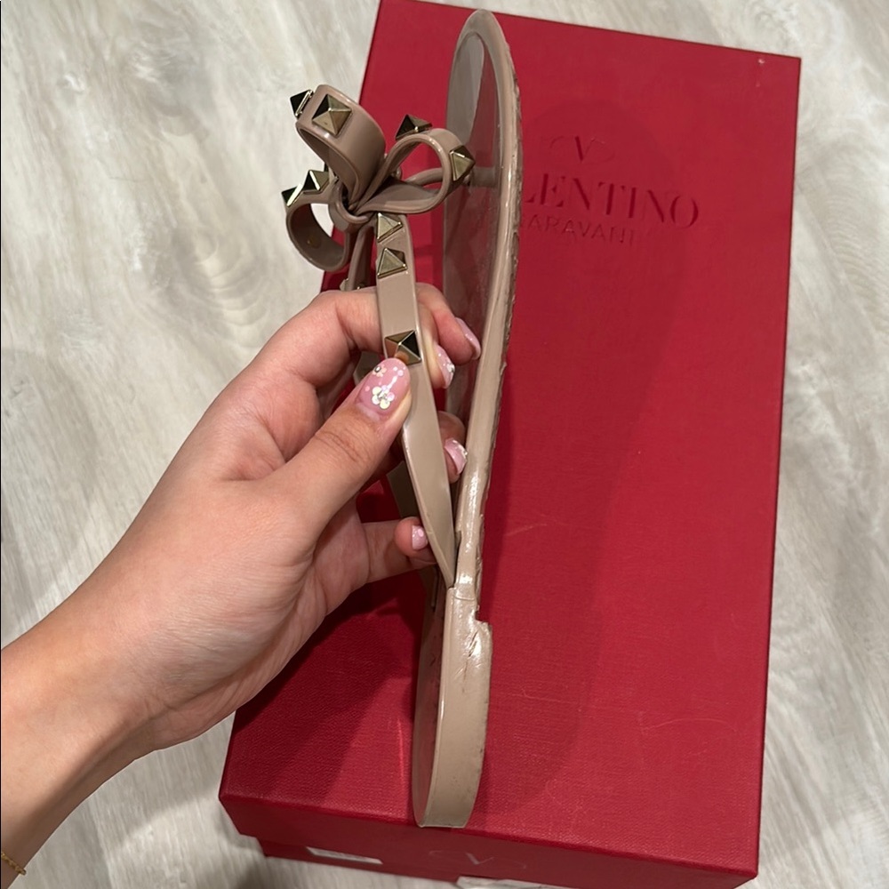 AUTHENTIC Valentino Rockstud Slippers - Picture 6 of 9